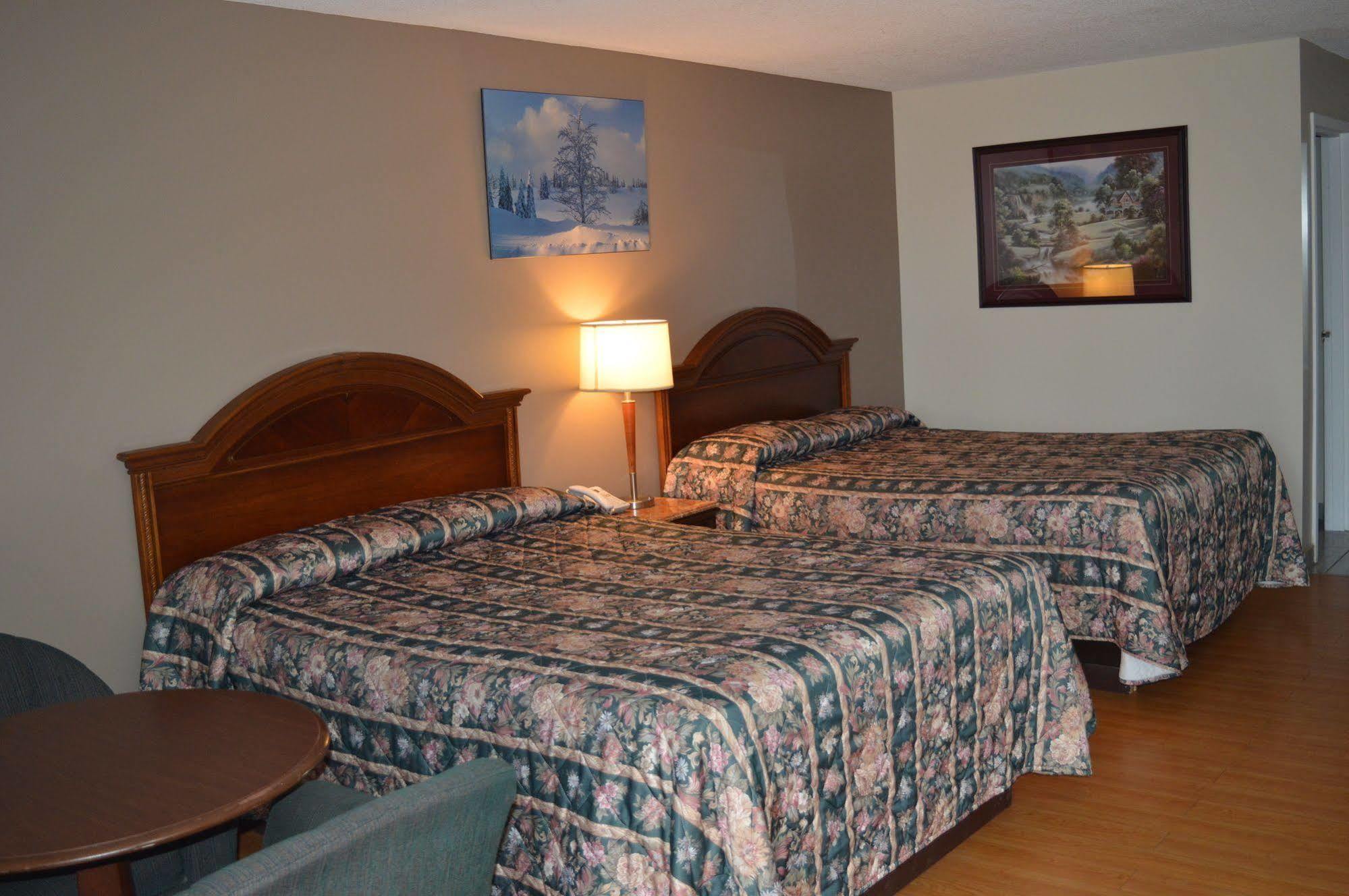 Kenora Motel ウィンザー エクステリア 写真