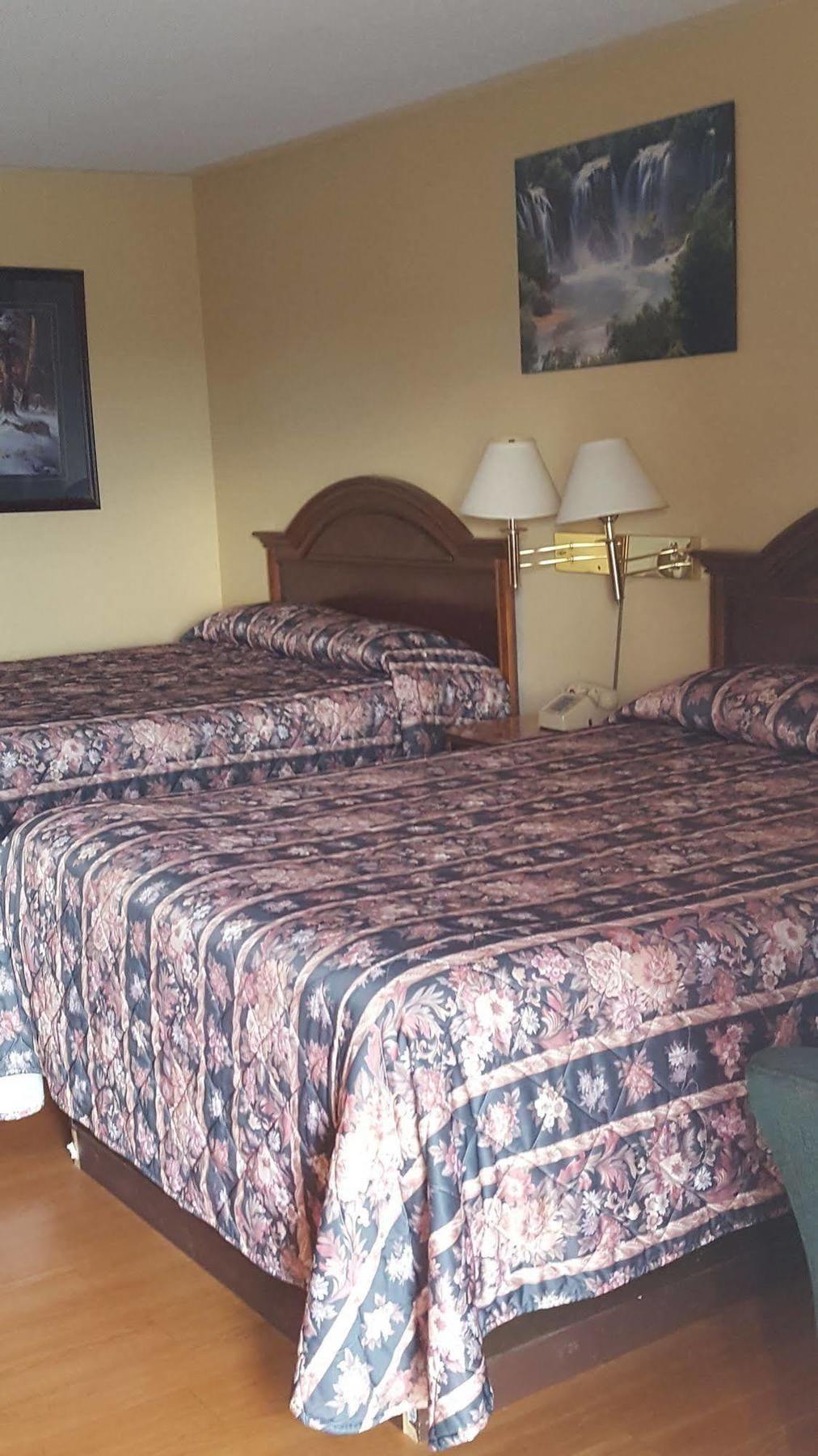 Kenora Motel ウィンザー エクステリア 写真
